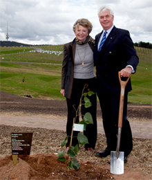 Mrs Marlena Jeffery & Major General Michael Jeffery