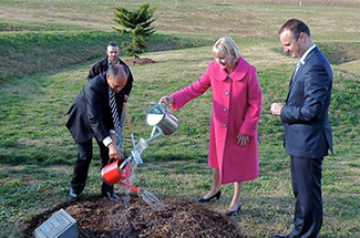 Their Excellencies Lt Gen The Rt Hon Sir Jerry Mateparae GNZM QSO, Governor-General of New Zealand, and Lady Janine Mateparae, accompanied by ACT Chief Minister, Mr Andrew Barr MLA, plant a Gallipoli oak, Quercus coccifera var. calliprinos, in the Central Valley at the National Arboretum Canberra., planting ceremonial tree
